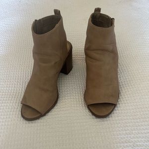 Sam Edelman Circus Booties 7.5